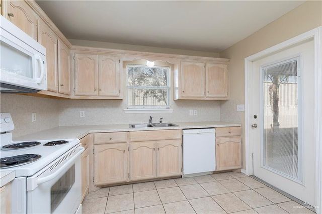 3900 Dunlin Avenue, Mcallen, TX 78504