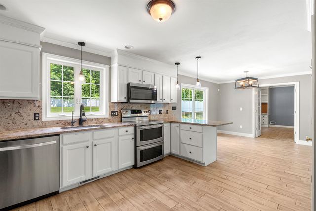 503 Ashley Drive, Pembroke, NH 03275