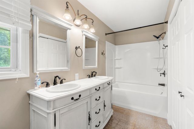 503 Ashley Drive, Pembroke, NH 03275