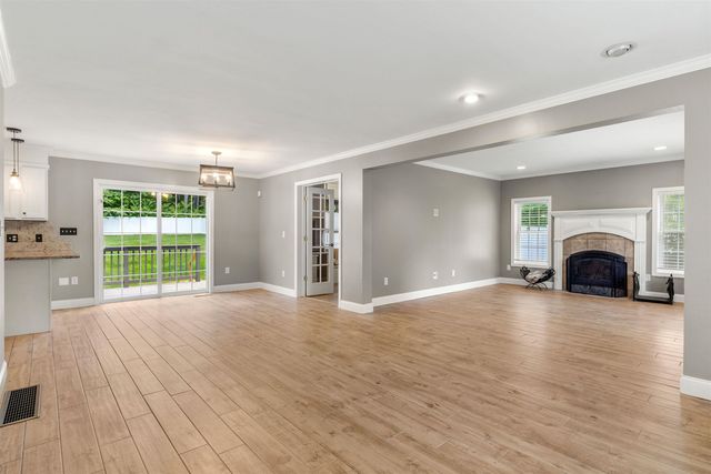 503 Ashley Drive, Pembroke, NH 03275