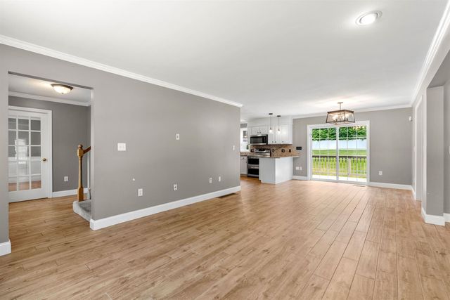 503 Ashley Drive, Pembroke, NH 03275