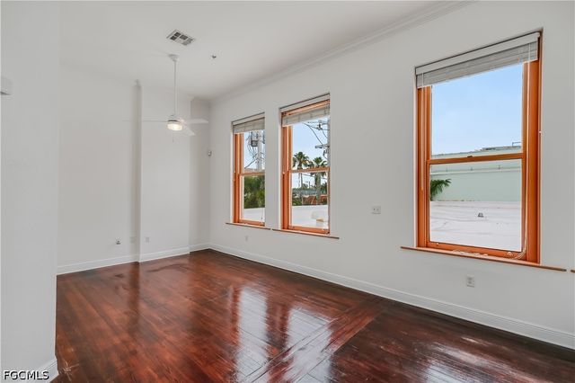 2260 1st ST 204, Fort Myers, FL 33901