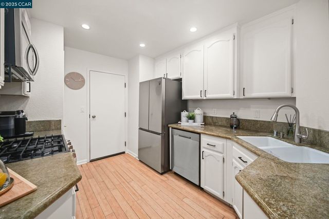 35 Danville Oak Place, Danville, CA 94526