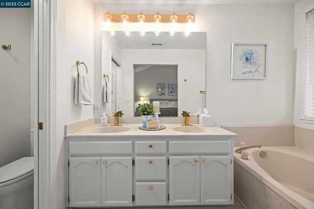 35 Danville Oak Place, Danville, CA 94526