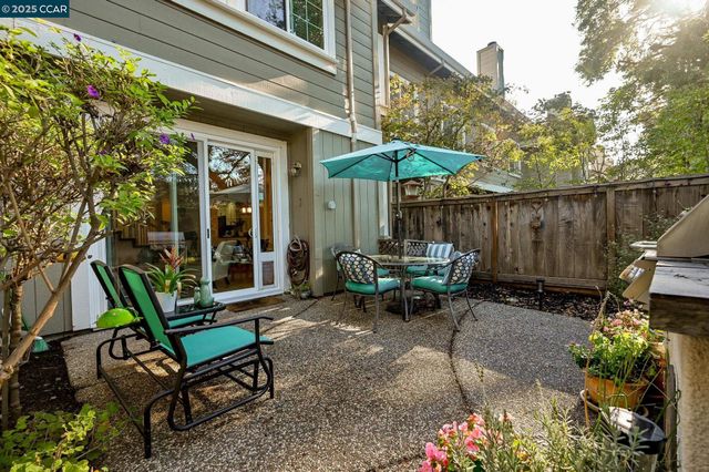 35 Danville Oak Place, Danville, CA 94526