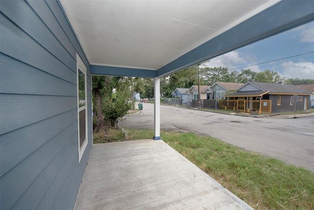 2802 Canfield Street, Houston, TX 77004
