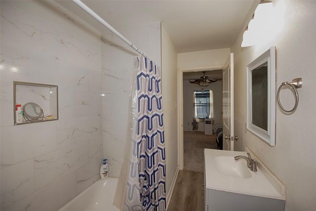 2802 Canfield Street, Houston, TX 77004