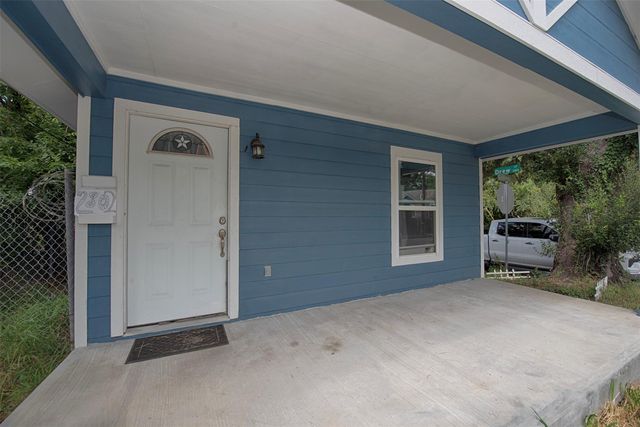 2802 Canfield Street, Houston, TX 77004