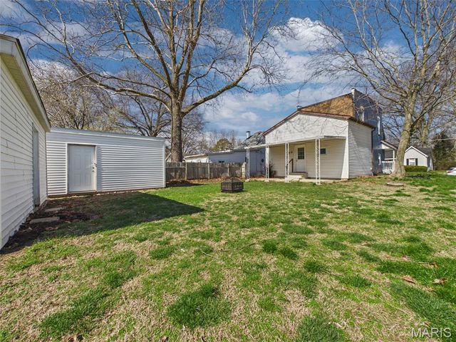 628 S 19th Street, Belleville, IL 62226