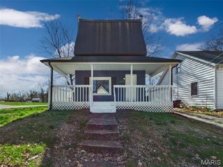 628 S 19th Street, Belleville, IL 62226