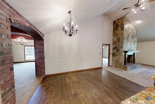 1260 Great Oaks Drive, Salado, TX 76571