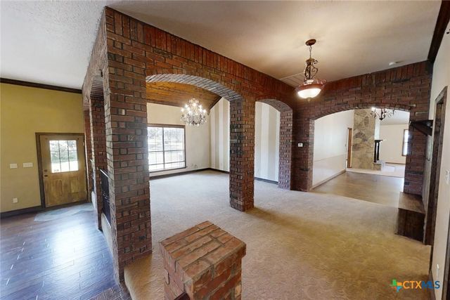 1260 Great Oaks Drive, Salado, TX 76571