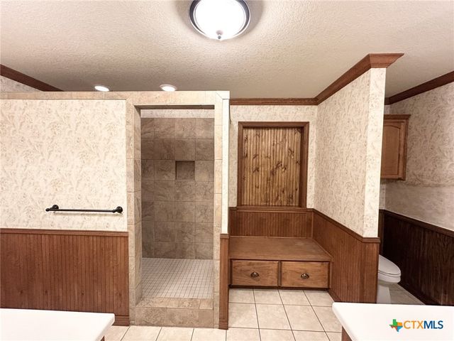 1260 Great Oaks Drive, Salado, TX 76571