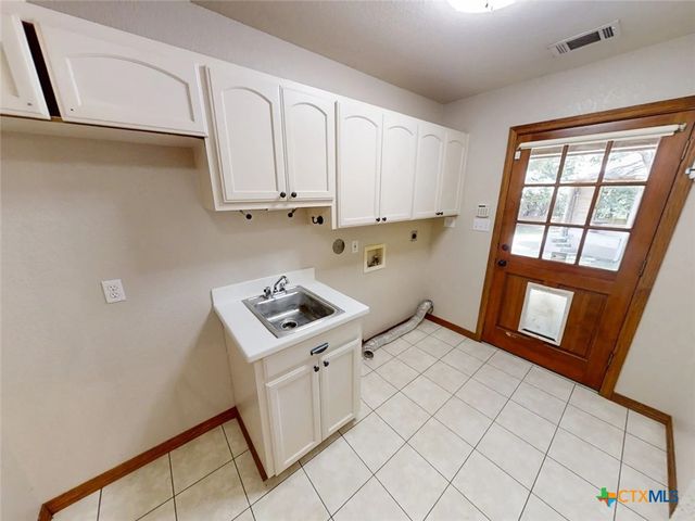 1260 Great Oaks Drive, Salado, TX 76571