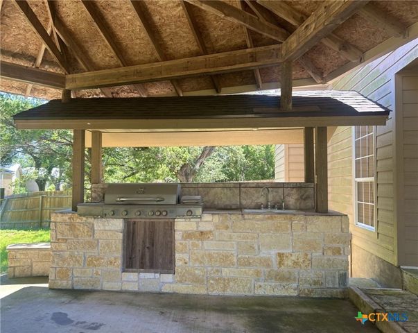 1260 Great Oaks Drive, Salado, TX 76571