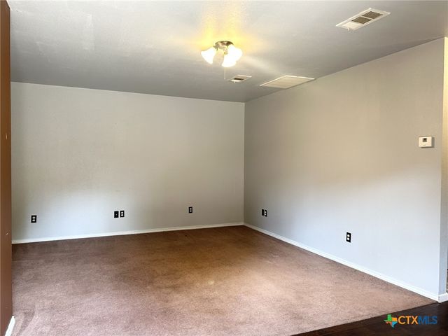 1260 Great Oaks Drive, Salado, TX 76571