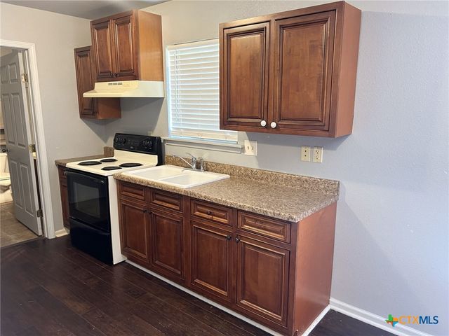 1260 Great Oaks Drive, Salado, TX 76571