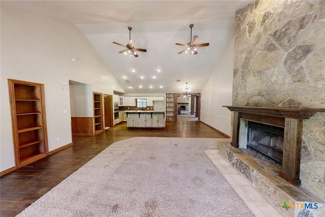 1260 Great Oaks Drive, Salado, TX 76571