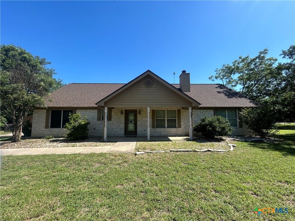 1260 Great Oaks Drive, Salado, TX 76571