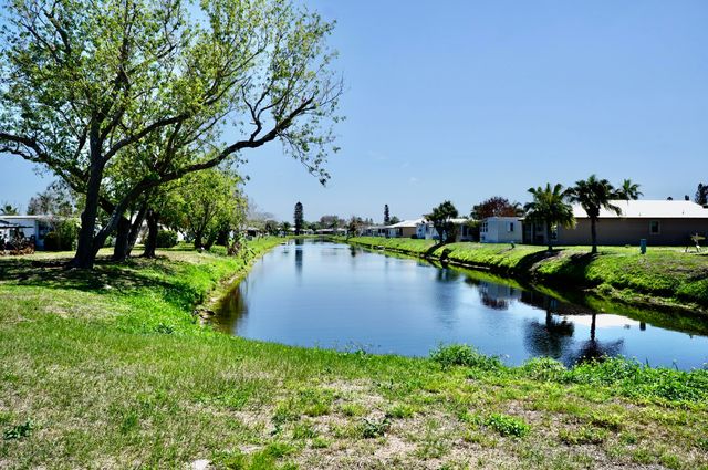 31 Mediterranean Boulevard N, Port St. Lucie, Port St Lucie, FL 34952