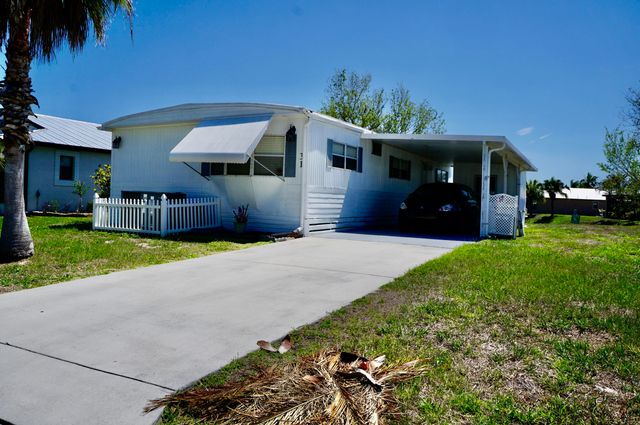 31 Mediterranean Boulevard N, Port St. Lucie, Port St Lucie, FL 34952
