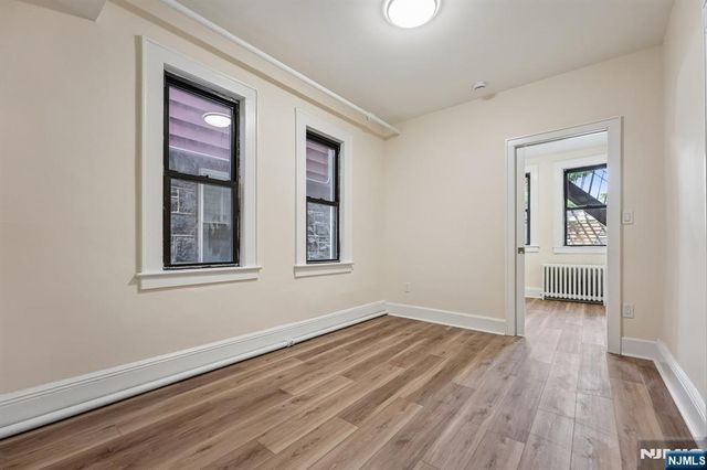 7 Bender Place 3, Cliffside Park, NJ 07010