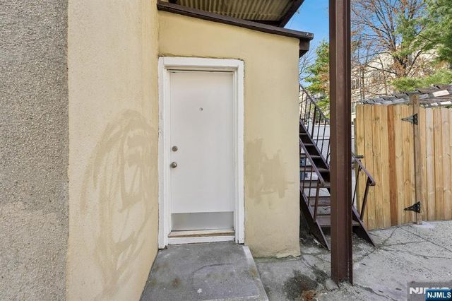 7 Bender Place 3, Cliffside Park, NJ 07010