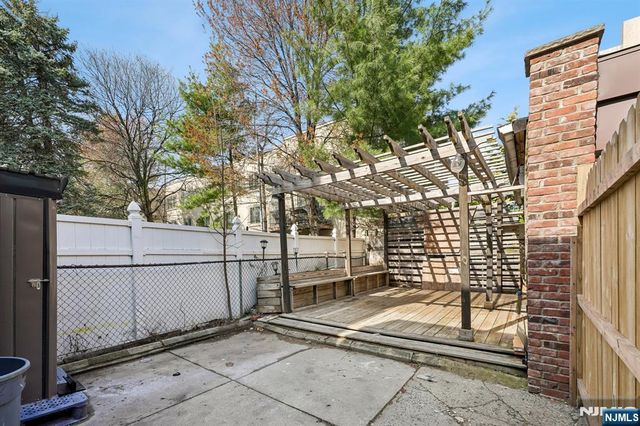 7 Bender Place 3, Cliffside Park, NJ 07010