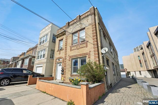 7 Bender Place 3, Cliffside Park, NJ 07010