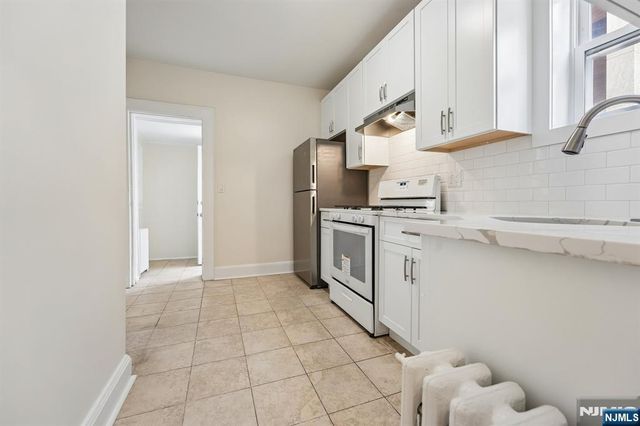 7 Bender Place 3, Cliffside Park, NJ 07010