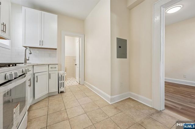 7 Bender Place 3, Cliffside Park, NJ 07010