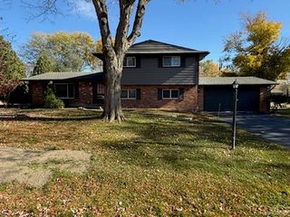 26264 Greythorne Trail, Farmington Hills, MI 48334