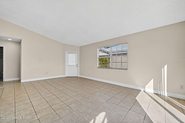 1051 Goldenrod Circle NE, Palm Bay, FL 32905