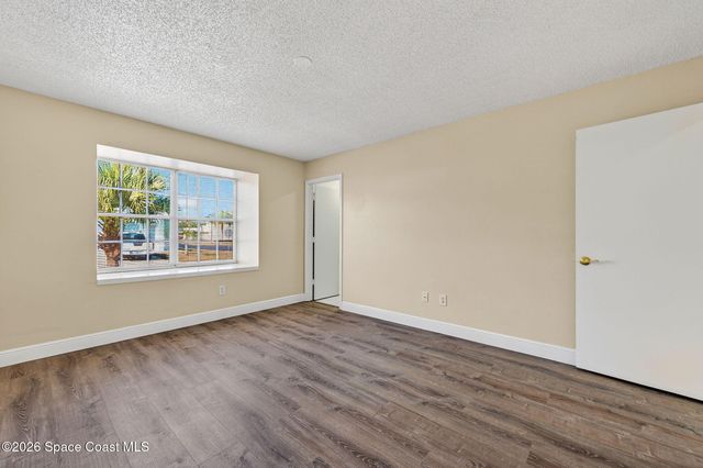 1051 Goldenrod Circle NE, Palm Bay, FL 32905