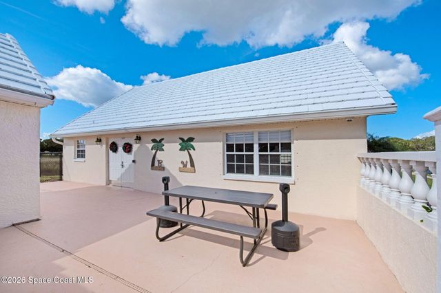 1051 Goldenrod Circle NE, Palm Bay, FL 32905