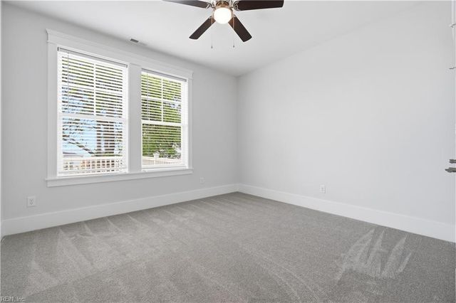 966 W Ocean View AVE, Norfolk, VA 23503
