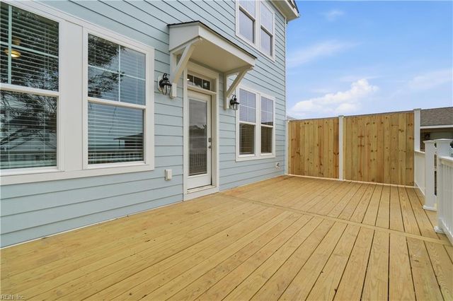 966 W Ocean View AVE, Norfolk, VA 23503