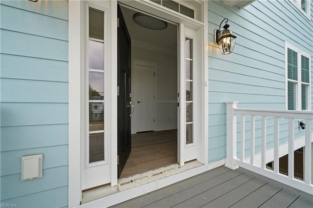 966 W Ocean View AVE, Norfolk, VA 23503