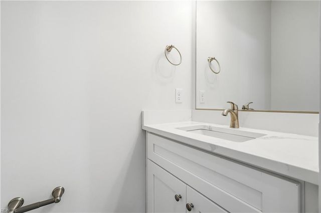 966 W Ocean View AVE, Norfolk, VA 23503
