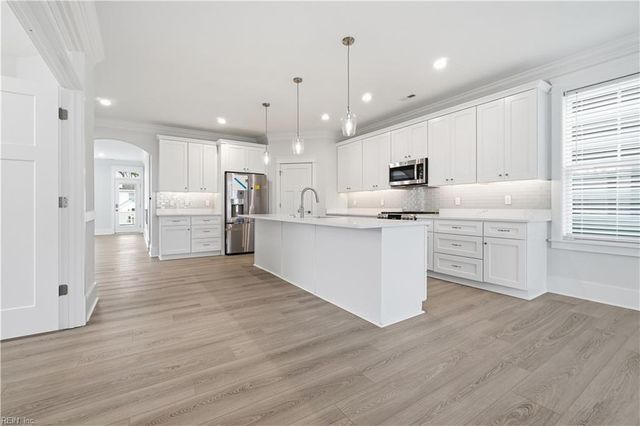 966 W Ocean View AVE, Norfolk, VA 23503
