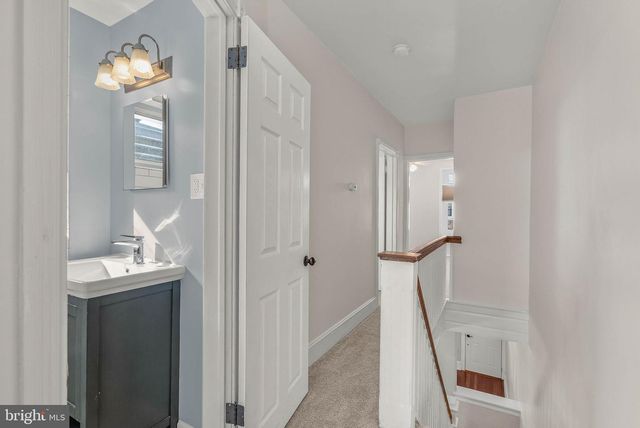 272 KALOS ST, Philadelphia, PA 19128