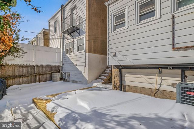 272 KALOS ST, Philadelphia, PA 19128