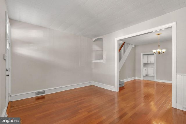 272 KALOS ST, Philadelphia, PA 19128