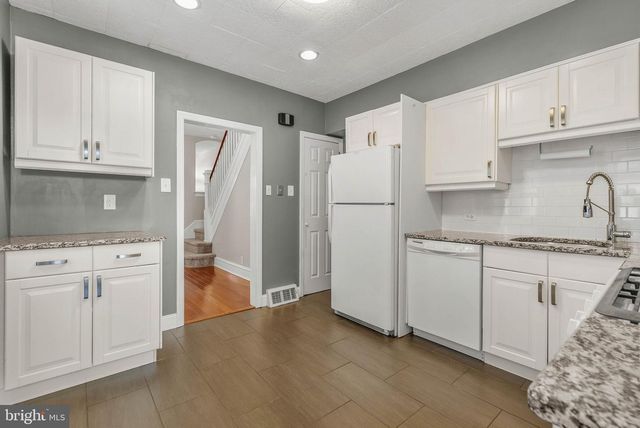 272 KALOS ST, Philadelphia, PA 19128