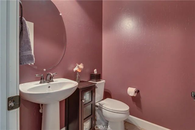 701 Christensen Court, Bakersfield, CA 93314