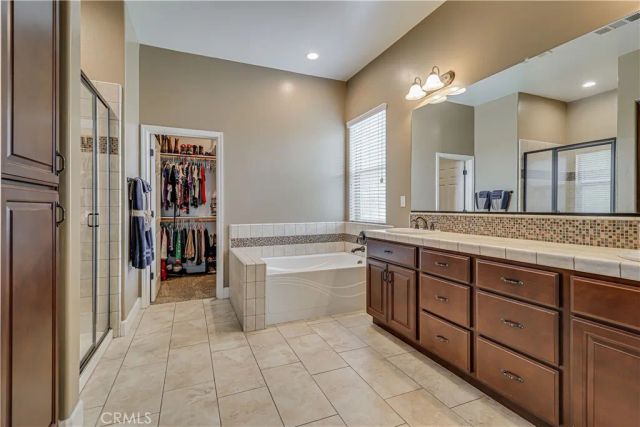 701 Christensen Court, Bakersfield, CA 93314