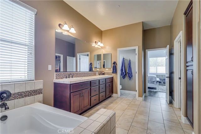 701 Christensen Court, Bakersfield, CA 93314