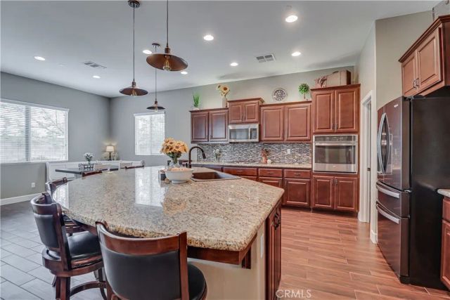 701 Christensen Court, Bakersfield, CA 93314