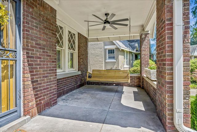 2126 UNIVERSITY CIR, Memphis, TN 38112