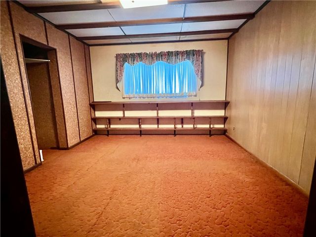 229 Fallowfield Ave., Charleroi Boro, PA 15022